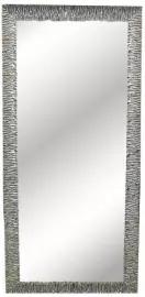 Зеркало с волнистой серебряной рамкой