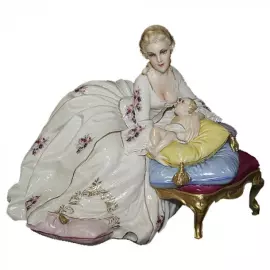 Статуэтка "Мама Лаура"