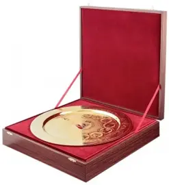 Тарель корпоративная подарочная (350 мм) Тарель корпоративная подарочная (350 мм)