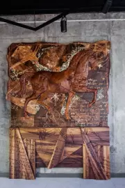 Панно из массива ореха, сапеле и янтаря "Леонардо"