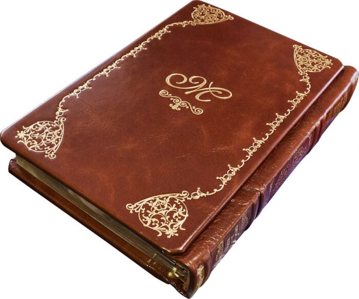 Gift books "Library of children's classics" by Robbat cognac (50 volumes)