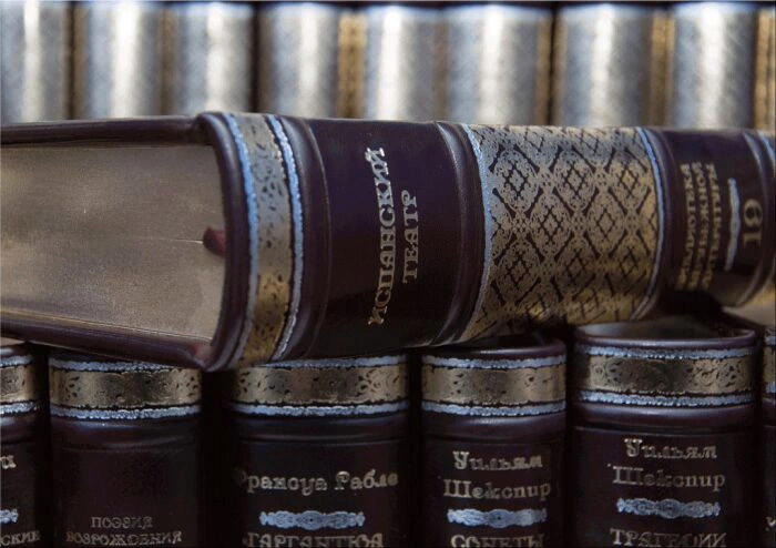 Gift books "Library of Foreign Literature" by Robbat mogano (100 volumes)