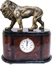 Mantel clock "Lion" (crenoid)