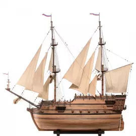 Эксклюзивный мини бар "Голландский бриг XVIII века" из драгоценных пород дерева