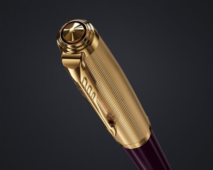 Перьевая ручка Parker 51 DELUXE PLUM GT, перо F