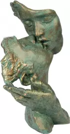 Скульптура "Поцелуй" (Kiss)