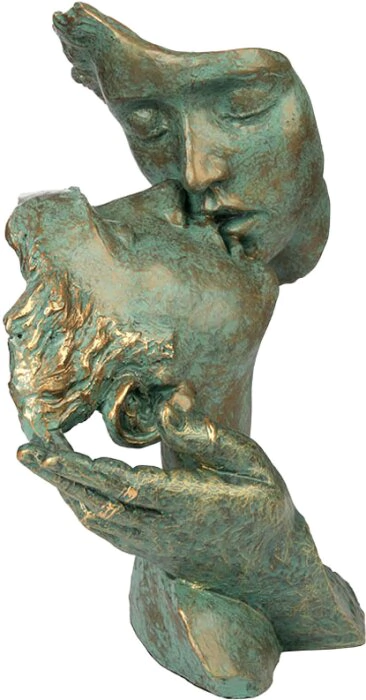 Sculpture "Kiss" (Kiss)