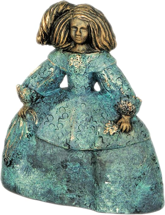 Скульптура "Девочка" (Girl)
