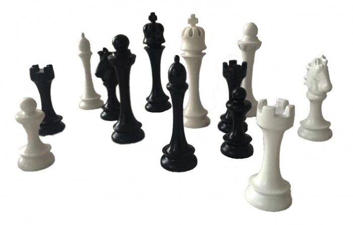 Capablanca-2 chess pieces, Armenian