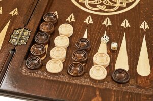 Резные нарды из бука"Армянский узор 13"
