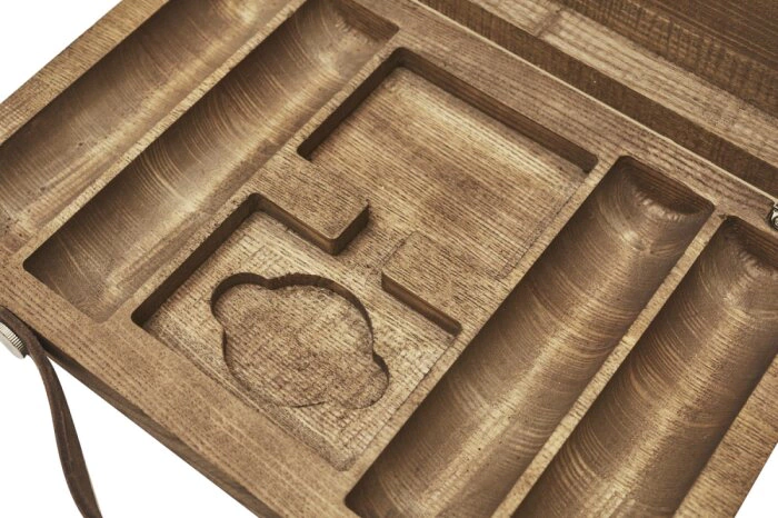 Ash case for 200 poker chips