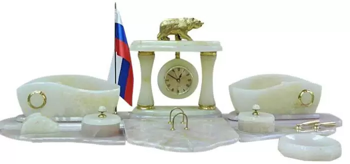 Настольный набор из оникса с медведем