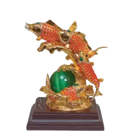 Фигура "Три рыбы на шаре"