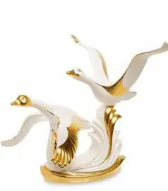 Статуэтка "Летящие гуси" Статуэтка "Летящие гуси"