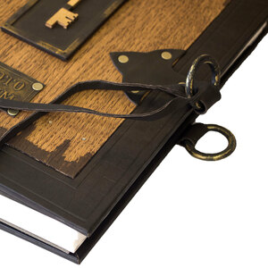 Leather-bound photo album "Behind seven locks" (brown), large
