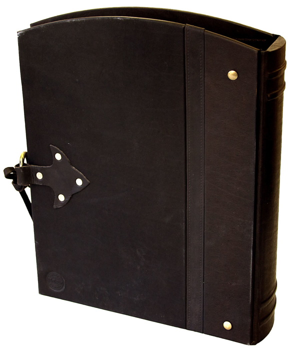 Leather-bound photo album "Behind seven locks" (brown), large