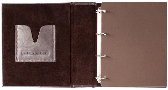 Leather-bound photo album "Venice", green