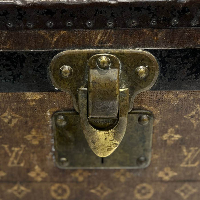 Дорожный сундук конца XIX века Louis Vuitton