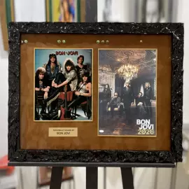 Фотография с автографом певеца Джон Бон Джови