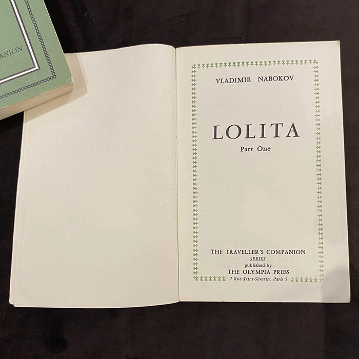 Книга "Лолита"  Набоков В. На английском языке