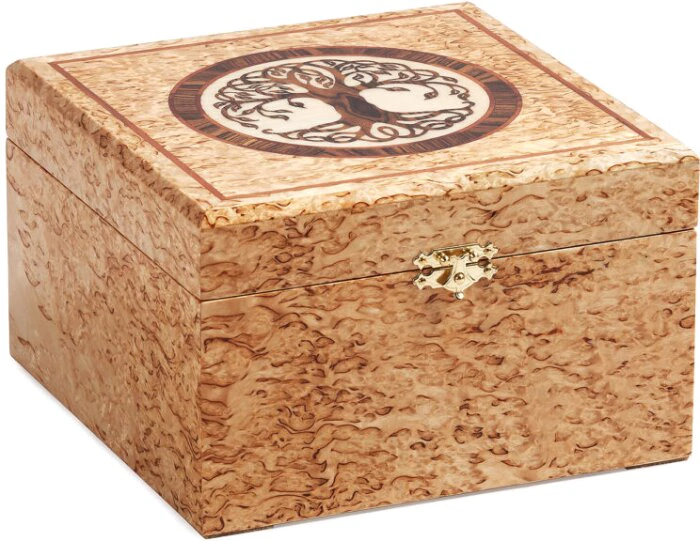 The box “Tree" (Karelian birch)