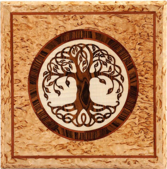 The box “Tree" (Karelian birch)