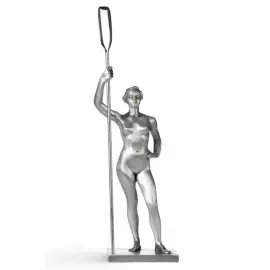 Статуэтка «Девушка с веслом»