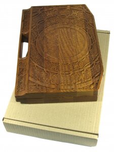 Lotto in a carved ash case "Arabesque-5"