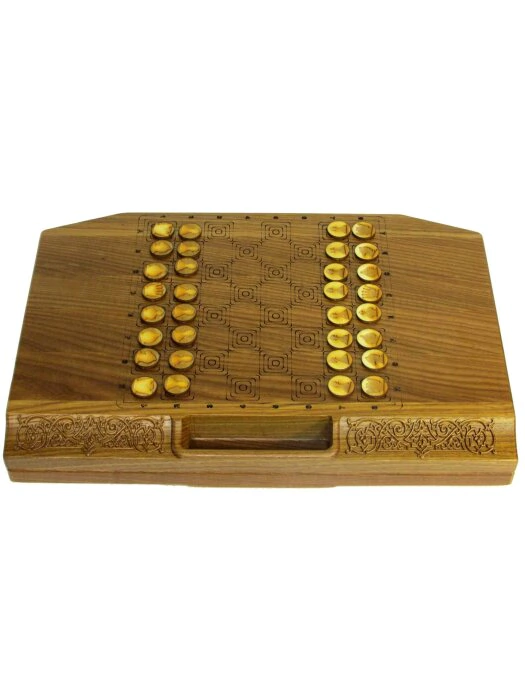 Lotto in a carved ash case "Arabesque-6"