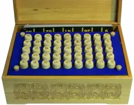 Лото в резной шкатулке из мореного ясеня "Санкт-Петербург 3" Лото в резной шкатулке из мореного ясеня "Санкт-Петербург 3"