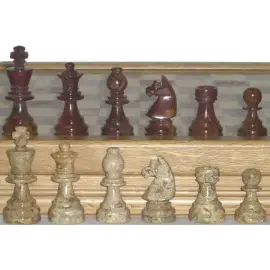 Шахматы из массива дуба "Американские" фигуры из красного оникса и мрамора-ракушечника Шахматы из массива дуба "Американские" фигуры из красного оникса и мрамора-ракушечника