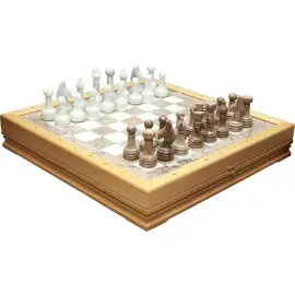 Шахматы из бука "Стандартные"с фигурами из розового мрамора и белого оникса