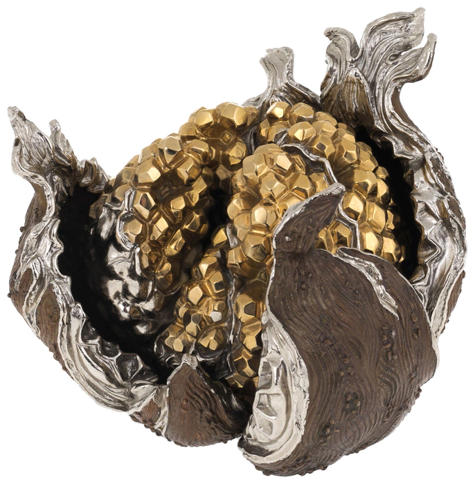 The author's bronze sculpture "Golden Garnet"