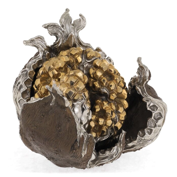 The author's bronze sculpture "Golden Garnet"