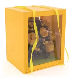 Ikebana made of amber "Early spring"