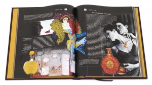 Leather-bound gift book "Spirits: Wine"