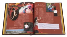 Подарочная книга в кожаном переплёте "Крепкие напитки: Вино"