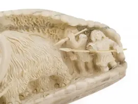 Изделие из бивня мамонты "Четыре охотника" Изделие из бивня мамонты "Четыре охотника"