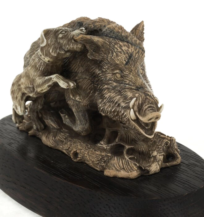 Mammoth tusk product "Wild boar hunting with a jagdterrier"