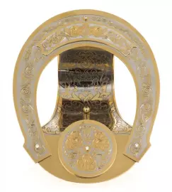 The "Horseshoe for Luck" phone stand