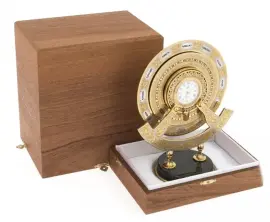 Часы "Вечный календарь" Златоуст Часы "Вечный календарь" Златоуст