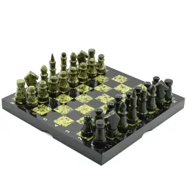 Шахматы из змеевика "Каменный век" малые Шахматы из змеевика "Каменный век" малые