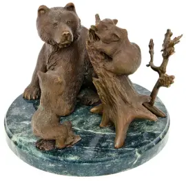 Скульптура бронзовая "Три медведя" Скульптура бронзовая "Три медведя"