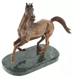 Скульптура бронзовая "Вздыбленный конь" средний