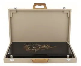 Нарды из мореного дуба и янтаря "Пантера" коллекции "Дикая природа" Нарды из мореного дуба и янтаря "Пантера" коллекции "Дикая природа"