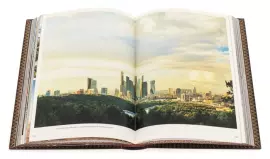 Книга в кожаном переплете "Москва" в коробе