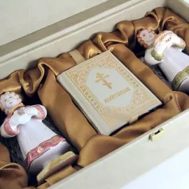 Religious set: Prayer book, majolica "Angels"