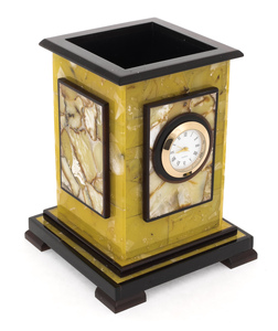 Souvenir "Pencil case with clock"
