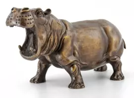 Скульптура «Бегемот» из бронзы