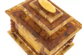 Шкатулка из янтаря "Рим"